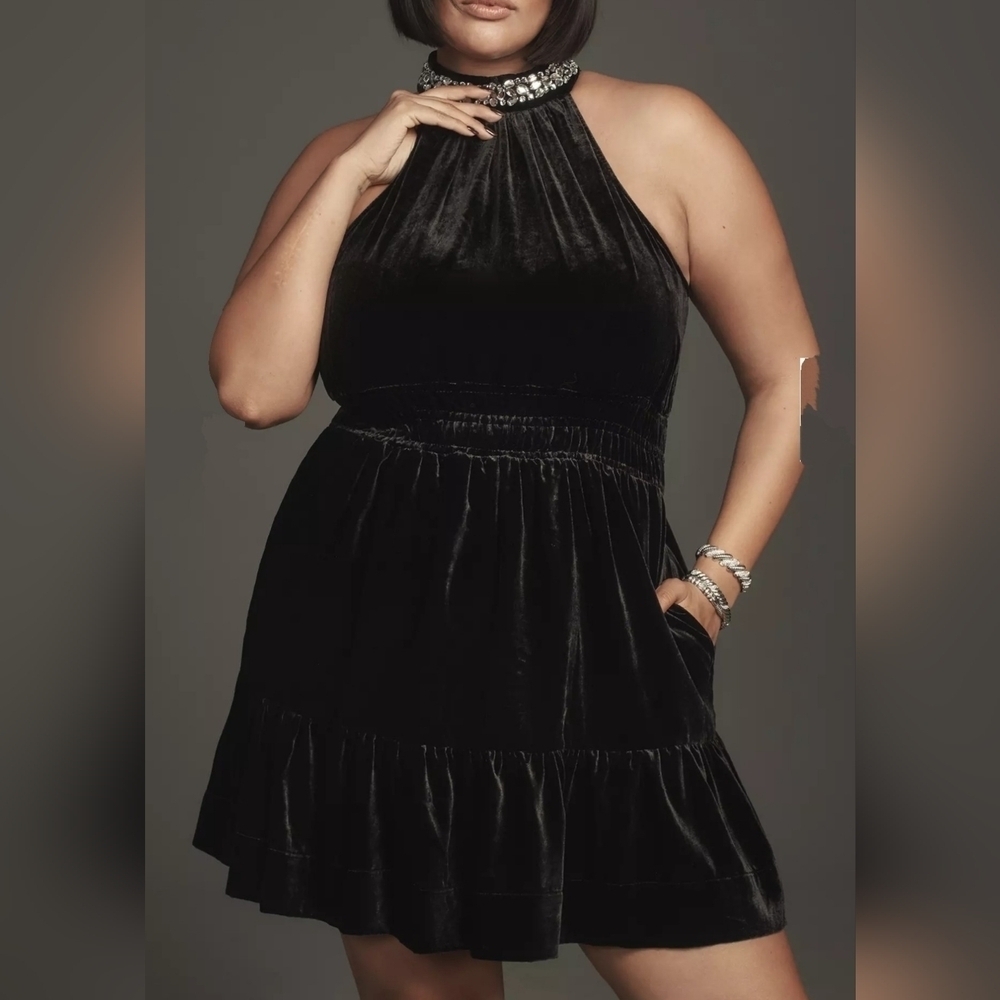 Anthropologie The Somerset Mini Dress: Women's BLACK Velvet Halter Edition 2X - Picture 2 of 9
